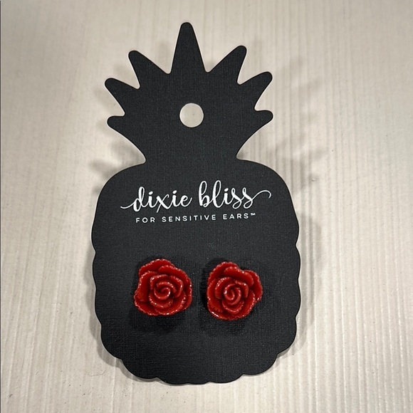 Red Rose Earrings - Picture 1 of 2